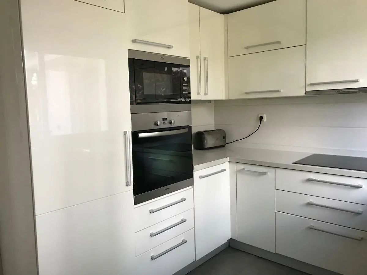 Dominion Beach House Estepona Semesterbostad